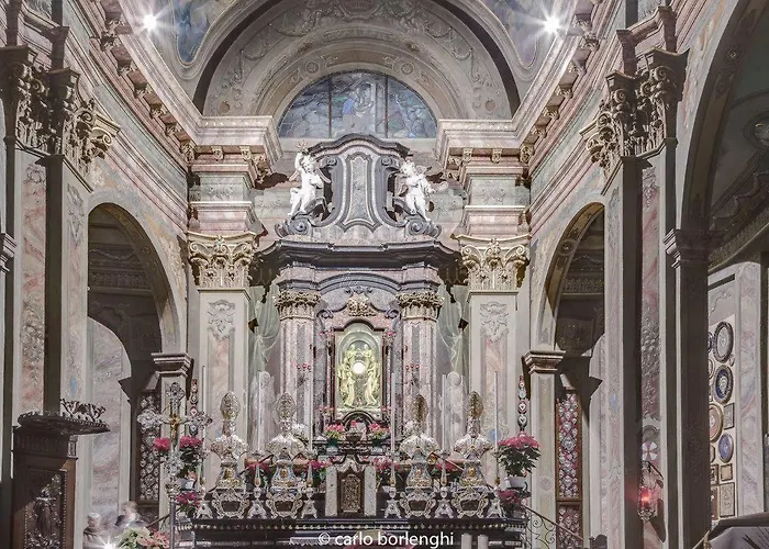 Casa Elena בלאנו