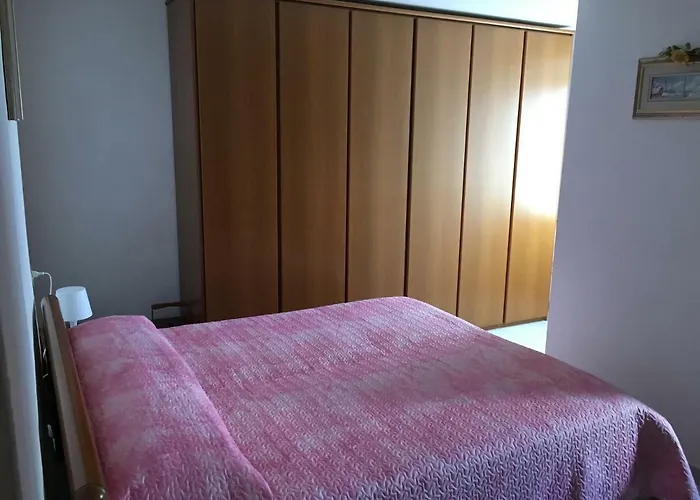 Casa Elena בלאנו